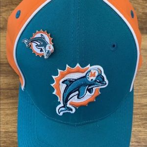 Miami Dolphins New Era NFL9Forty Adjustable Cap Hat With Matching Pin Brand New